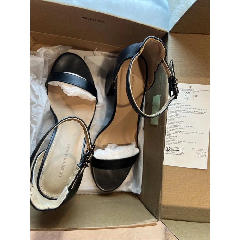 Essentials Women's Ankle Strap Block Heel Nola Sandals Black Size 9 M US